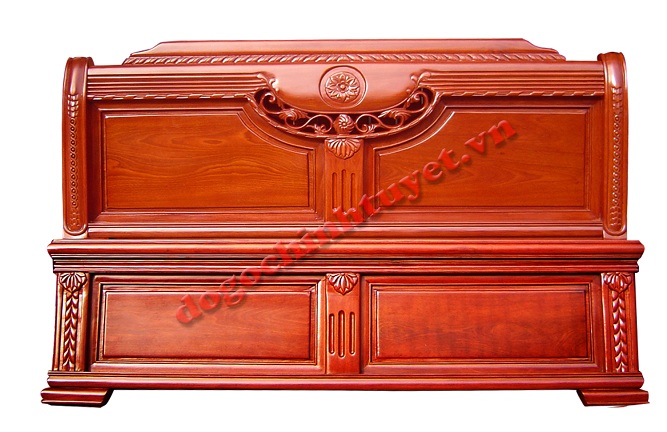 Giường gỗ Hương ở Thái Bình